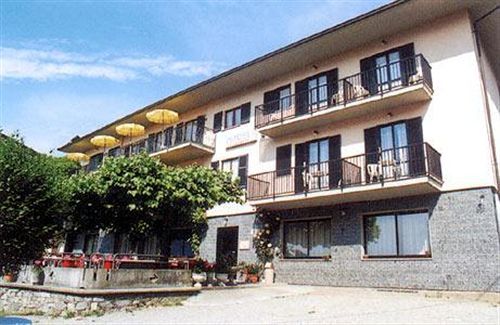 Hotel La Capannina Massino Visconti المظهر الخارجي الصورة